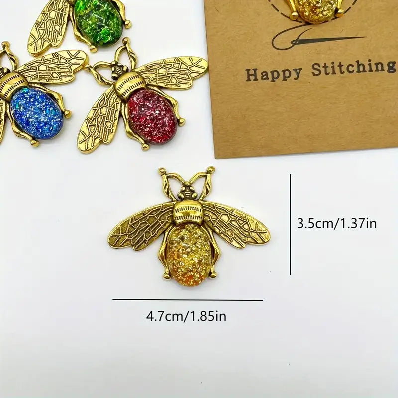 Queen Bee Golden Needle Minder (Sparkly Sapphire Gemstone)