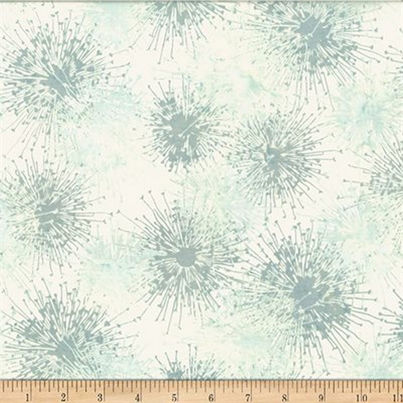 Bali Batiks - 2586-113 in Frost - Hoffman Fabrics
