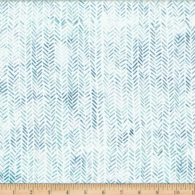 Bali Batiks - 2553-190 in Ice Blue - Hoffman Fabrics