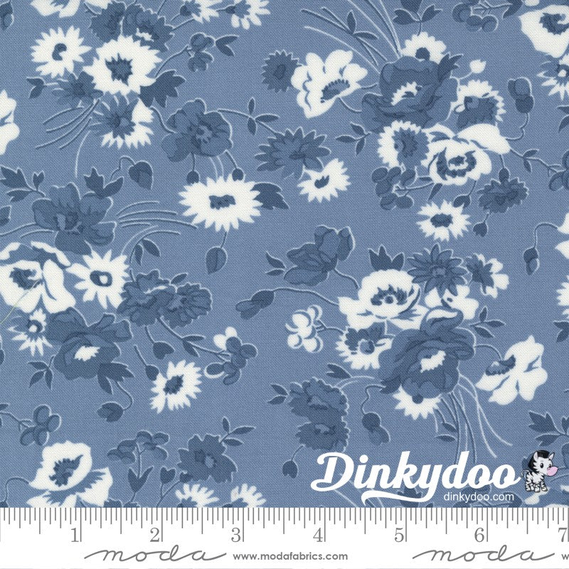 Nantucket Summer - Somerset in Lake - Camille Roskelley - Moda