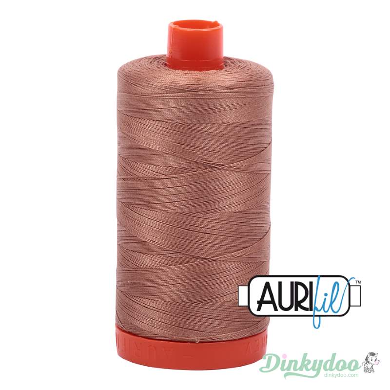 Aurifil Thread - Cafe au Lait (2340) - 50wt 1422 yd (Pre-order: Feb 2026)