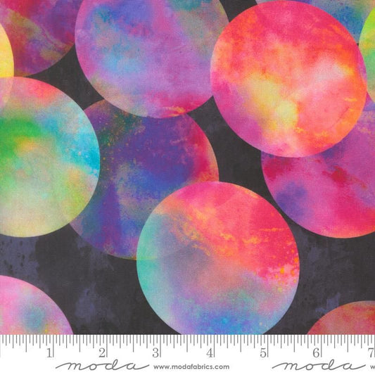 Gradients Gallery 108" Wideback - Candescent Dots in Rainbow - Moda (Pre-order: Aug 2026)