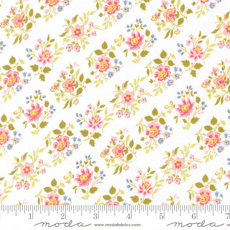 Meadowbrook - Layer Cake - Brenda Riddle - Moda (Pre-order: April 2027)