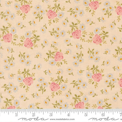 My Secret Garden - Jelly Roll - Stacy Iest Hsu - Moda (Pre-order: Aug 2026)
