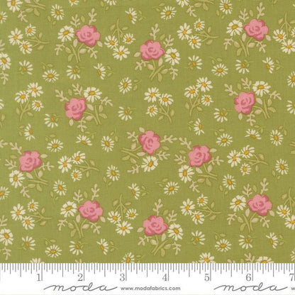 My Secret Garden - Jelly Roll - Stacy Iest Hsu - Moda (Pre-order: Aug 2026)