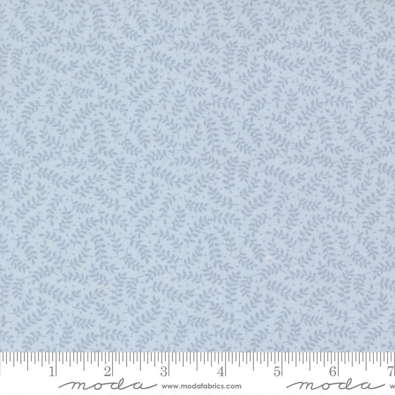 My Secret Garden - Jelly Roll - Stacy Iest Hsu - Moda (Pre-order: Aug 2026)