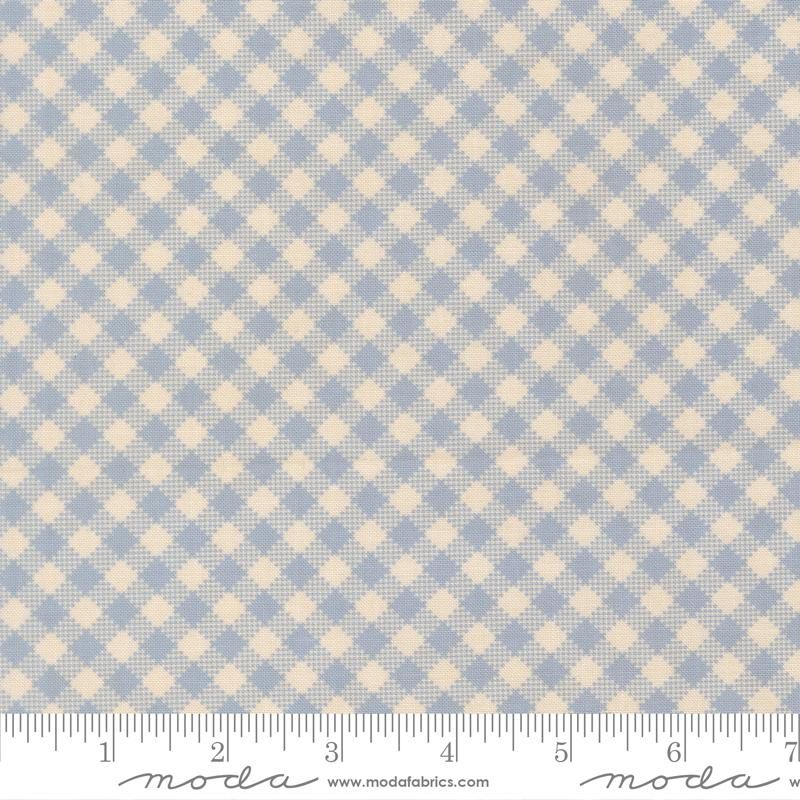 My Secret Garden - Jelly Roll - Stacy Iest Hsu - Moda (Pre-order: Aug 2026)