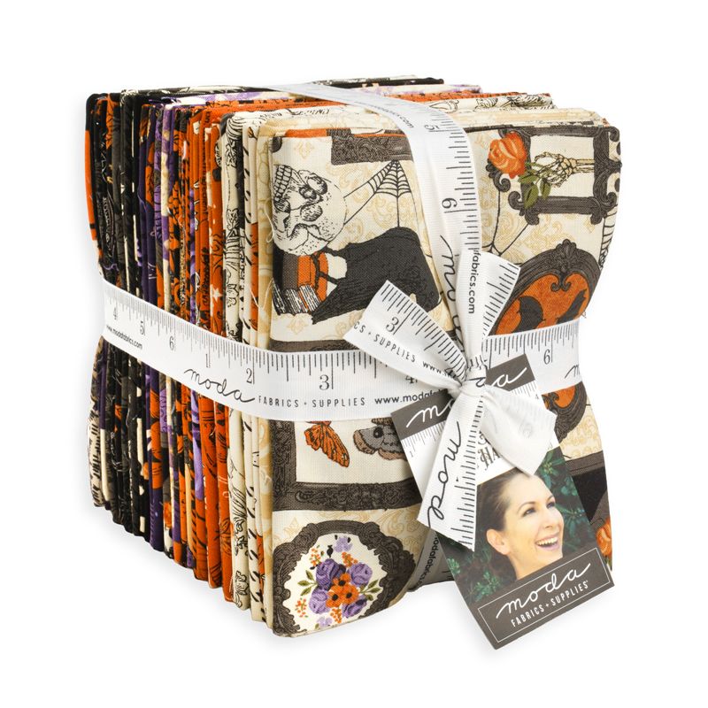 Gothic Haunt - Fat Quarter Bundle - Stacy Iest Hsu - Moda (Pre-order: Jun 2027)