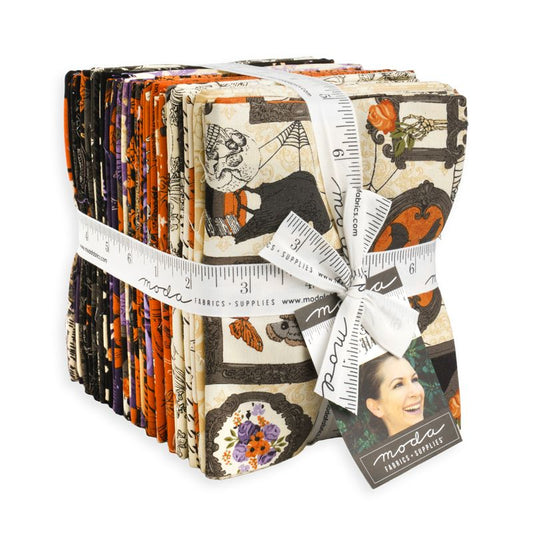 Gothic Haunt - Fat Quarter Bundle - Stacy Iest Hsu - Moda (Pre-order: Jun 2027)