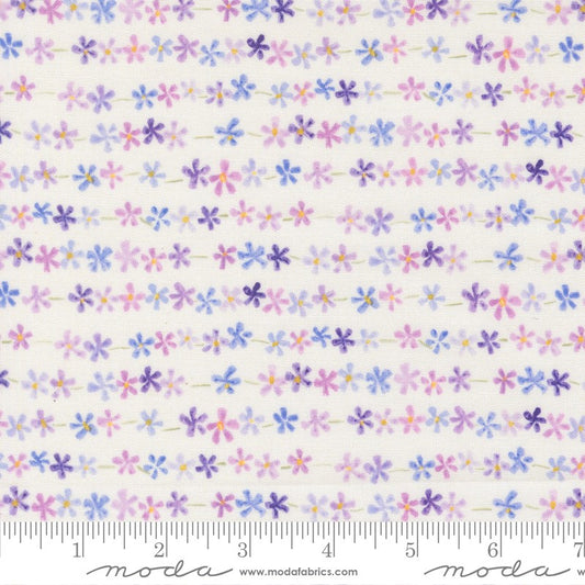 Delphinium - Daisy Chain in Snowdrop - Janet Clare - Moda