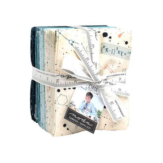 Data - Fat Quarter Bundle - Janet Clare - Moda (Pre-order: Oct 2026)
