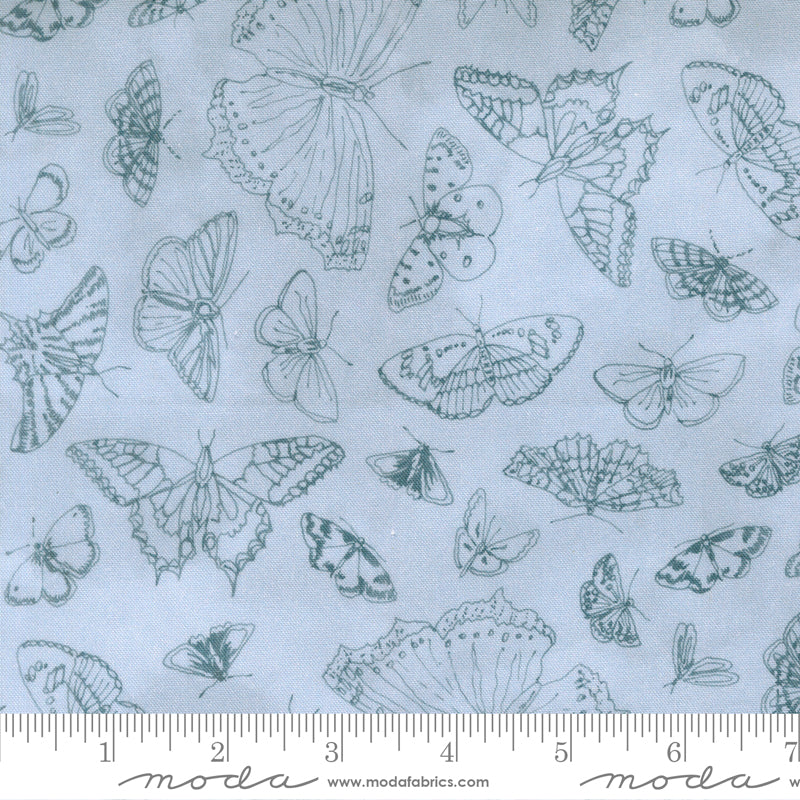 Flutterby - Charm Pack - Janet Clare - Moda (Pre-order: Mar 2027)