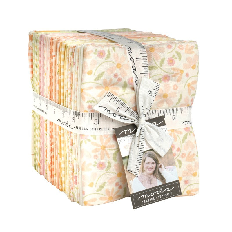 Dear Daisy - Fat Quarter Bundle - Heather Briggs - Moda (Pre-order: Mar 2027)