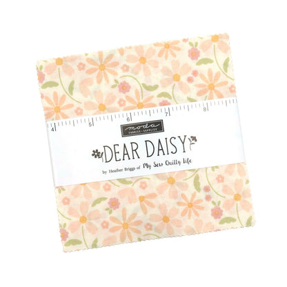 Dear Daisy - Charm Pack - Heather Briggs - Moda (Pre-order: Mar 2027)