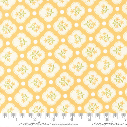 Dear Daisy - Layer Cake - Heather Briggs - Moda (Pre-order: Mar 2027)