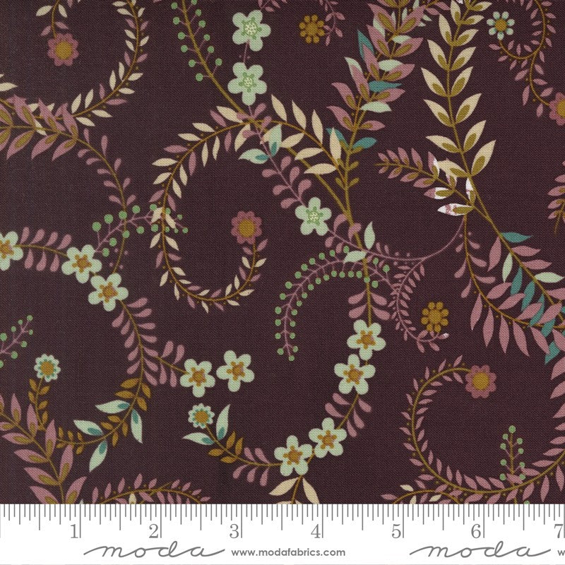 Ophelia - Charm Pack - Moda (Pre-order: Mar 2027)