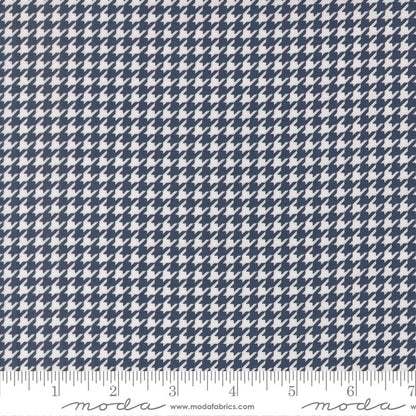 Delightfully Yours - Fat Quarter Bundle - Sherri & Chelsi - Moda (Pre-order: Jan 2026)