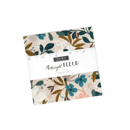 Midnight Fleur - Charm Pack - Elena Amo - Moda (Pre-order: Dec 2026)