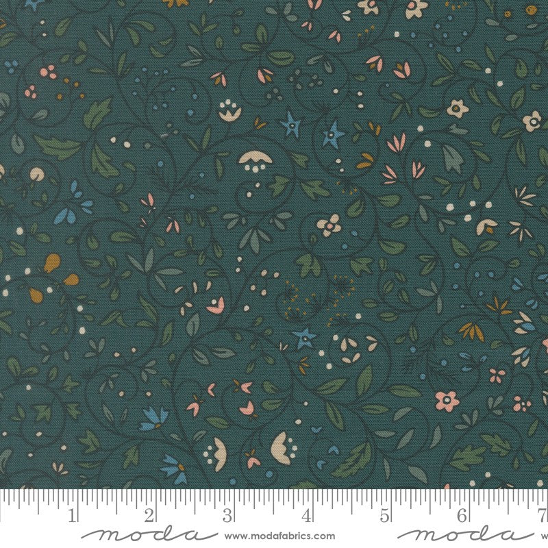 Midnight Fleur - Charm Pack - Elena Amo - Moda (Pre-order: Dec 2026)