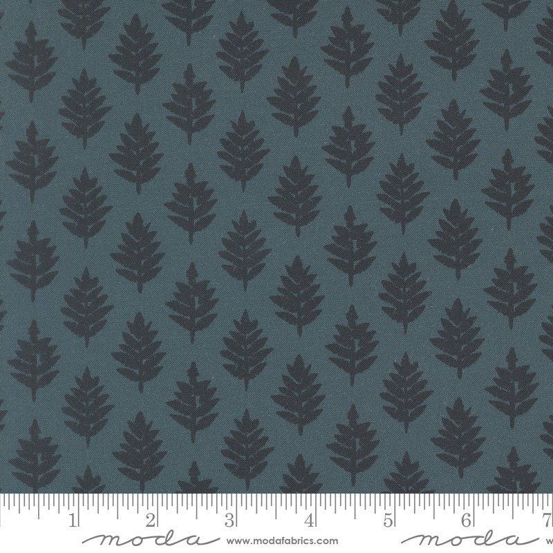 Fable & Fern - Charm Pack - Watercolour Heart - Moda (Pre-order: Nov 2026)