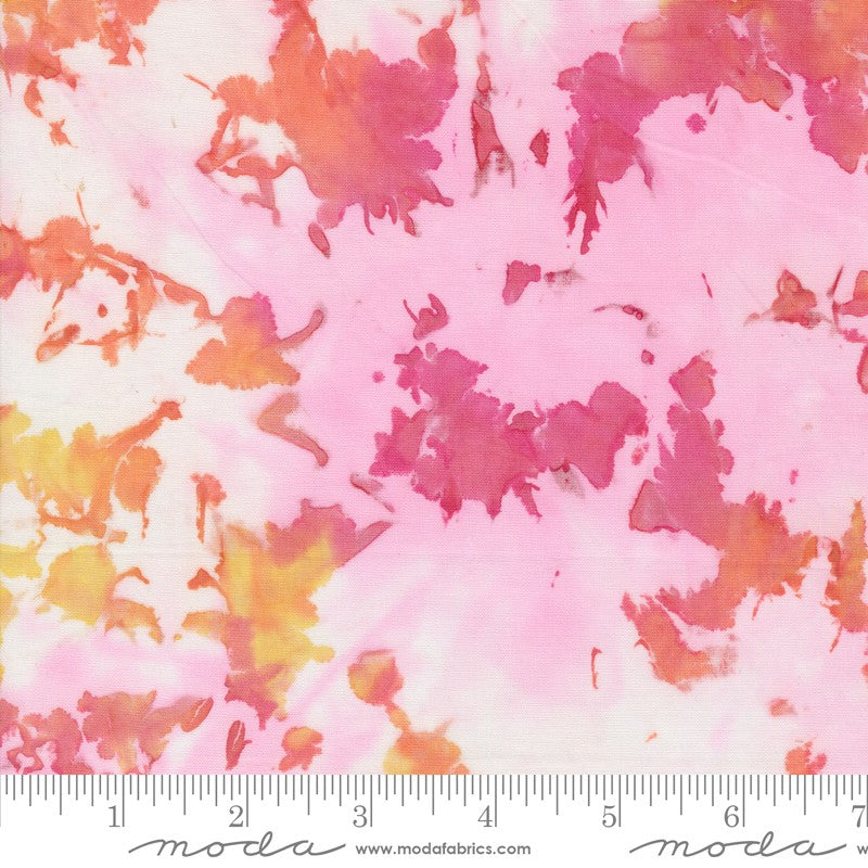 Berrylicious Batiks - 4368-12 in Strawberry - Moda