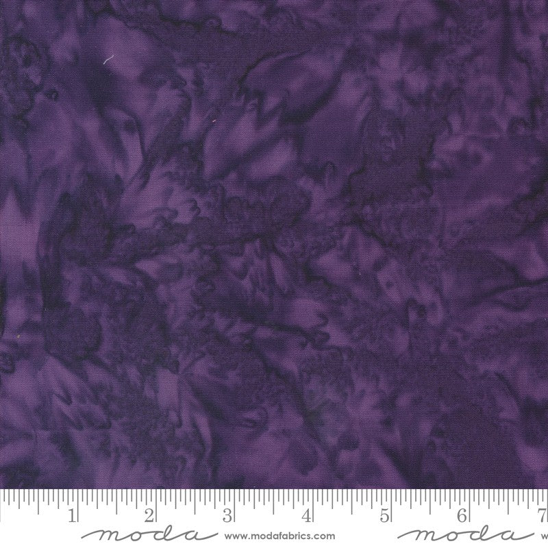 Berrylicious Batiks - 4368-29 in Plum - Moda