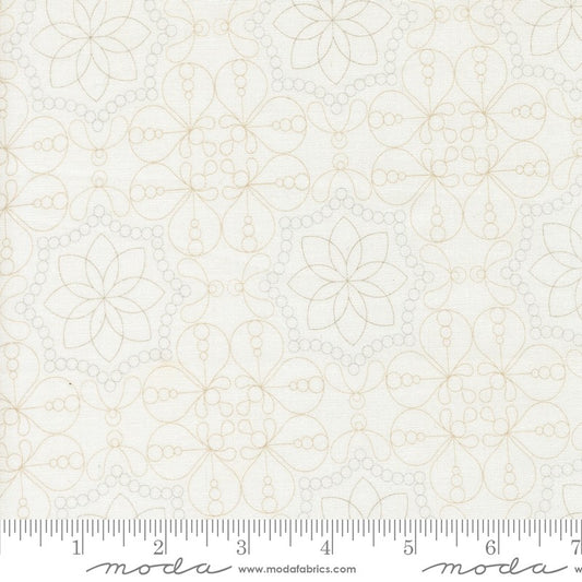 Tranquility - Star Blossom in Off White - Sariditty - Moda (Pre-order: Dec 2026)
