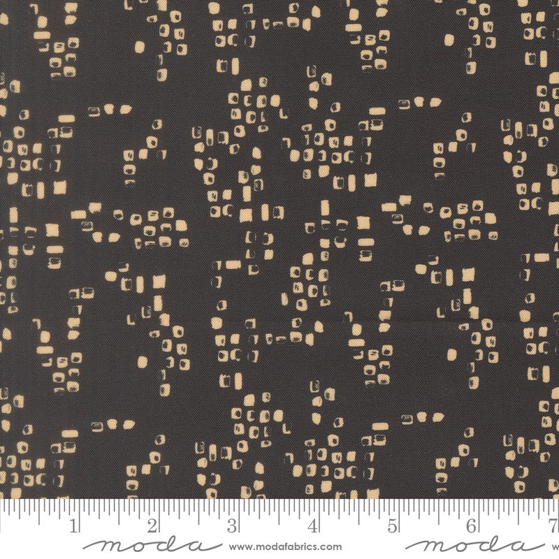 Flora & Thread - Charm Pack - Fancy That Design House - Moda (Pre-order: Dec 2026)