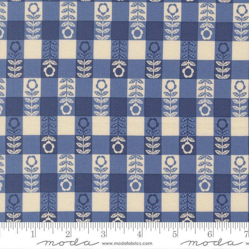 The Henhouse - Layer Cake - Gingiber - Moda (Pre-order: Mar 2026)