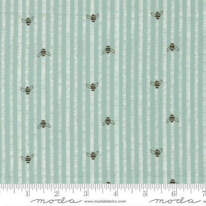 Pollinators - Charm Pack - Robin Pickens - Moda (Pre-order: Jan 2027)