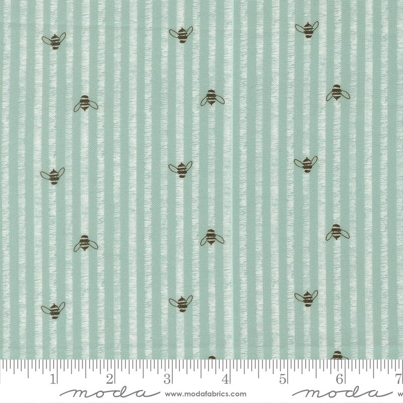 Pollinators - Fat Quarter Bundle - Robin Pickens - Moda (Pre-order: Jan 2027)