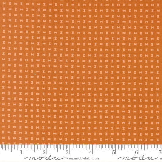 Scenery - Spools in Pumpkin - Elizabeth Hartman - Moda (Pre-order: June 2026)