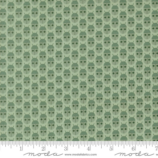 Popcorn - Little Bugs in Mist - Elizabeth Hartman - Moda (Pre-order: Dec 2026)
