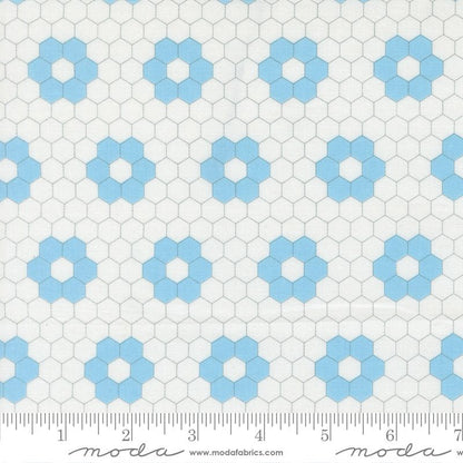 A Cat Name Stitch - Fat Quarter Bundle - Camille Roskelley - Moda (Pre-order: May 2026)