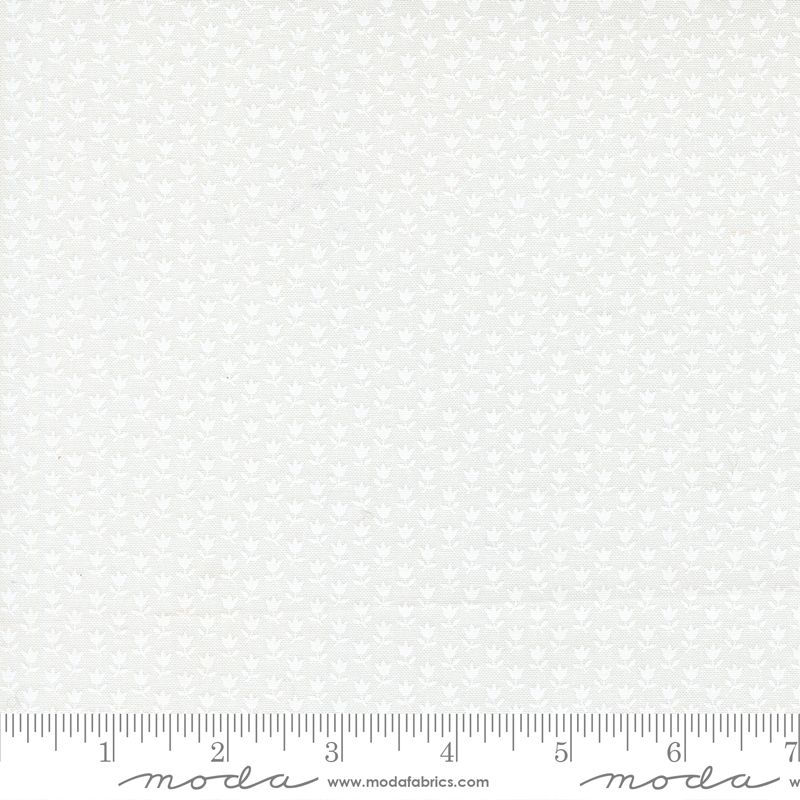 A Cat Name Stitch - Fat Quarter Bundle - Camille Roskelley - Moda (Pre-order: May 2026)