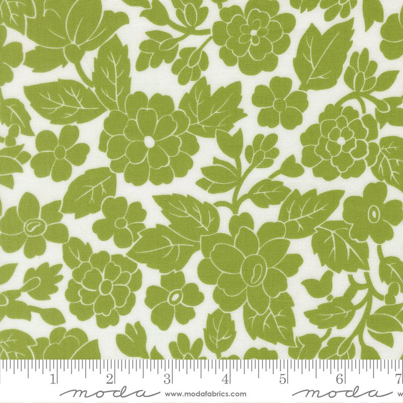 Bloomsberry - Layer Cake - Camille Roskelley - Moda (Pre-order: Oct 2026)