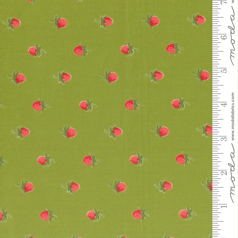 Bloomsberry - Jelly Roll - Camille Roskelley - Moda (Pre-order: Oct 2026)