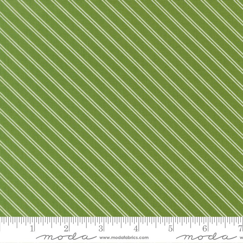 Bloomsberry - Jelly Roll - Camille Roskelley - Moda (Pre-order: Oct 2026)