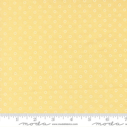 Bloomsberry - Fat Quarter Bundle - Camille Roskelley - Moda (Pre-order: Oct 2026)