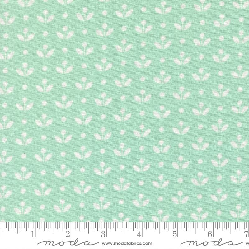 Bloomsberry - Jelly Roll - Camille Roskelley - Moda (Pre-order: Oct 2026)