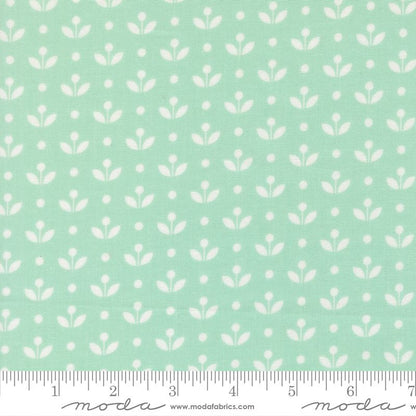 Bloomsberry - Layer Cake - Camille Roskelley - Moda (Pre-order: Oct 2026)