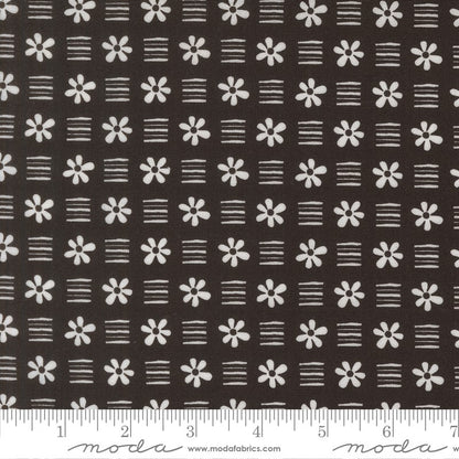 Ink - Charm Pack - Sweetwater - Moda (Pre-order: April 2027)