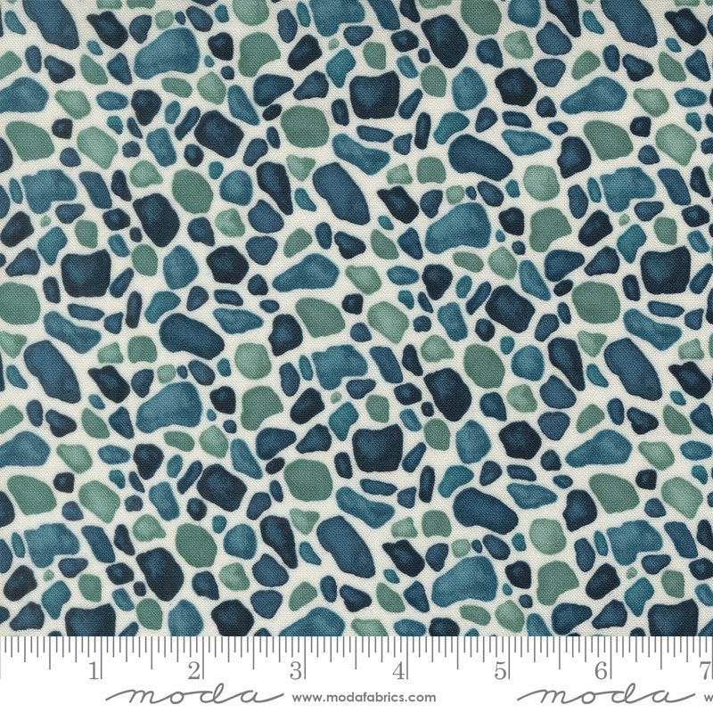 Seaside - Charm Pack - Deb Strain - Moda (Pre-order: Feb 2027)