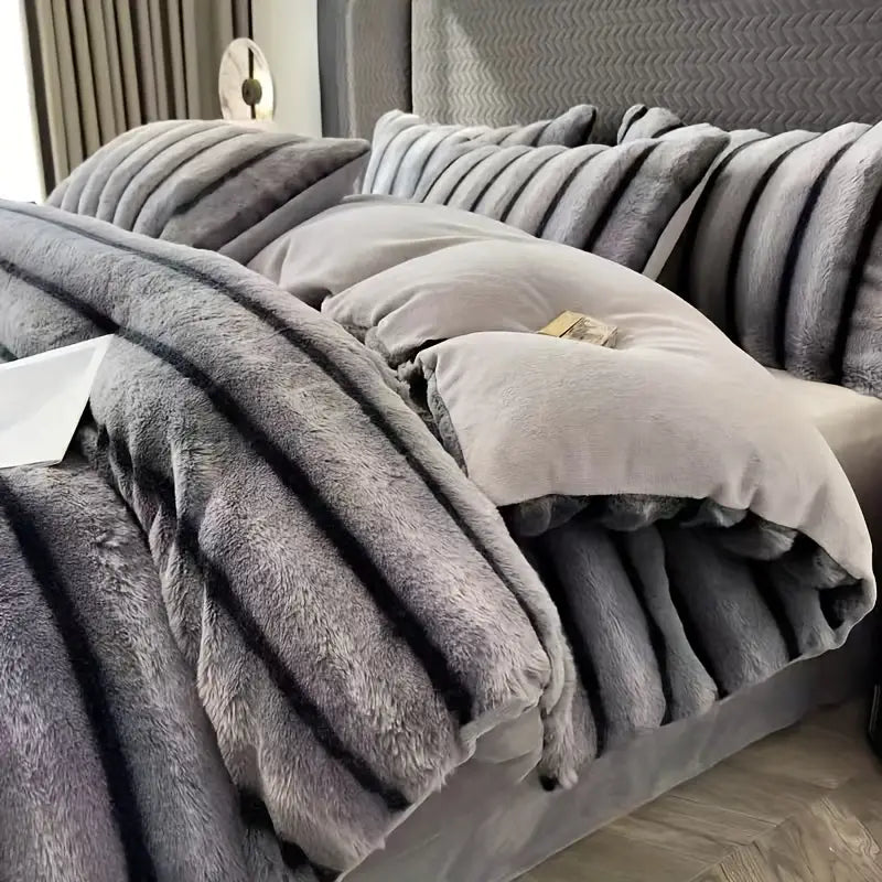 BIG & Comfy Lavish Blanket - (7 Colours) 79" x 91"