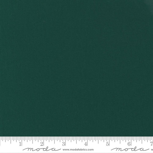 Bella Solids - Christmas Green (9900-14) - Bolt (6m)