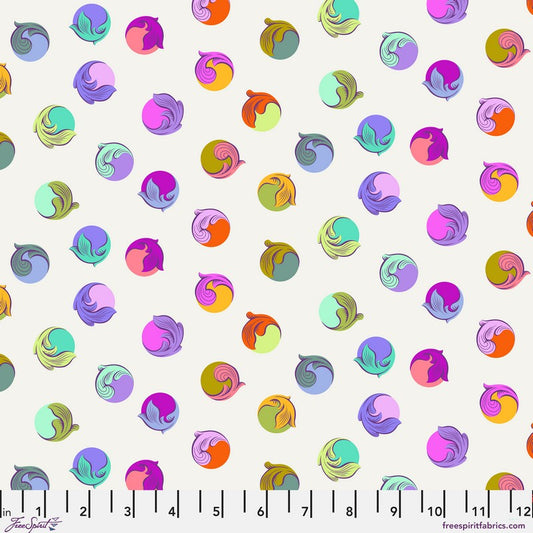 Legendary - Gumdrop in Pearl - Tula Pink - Free Spirit (Pre-order: Oct 2026)