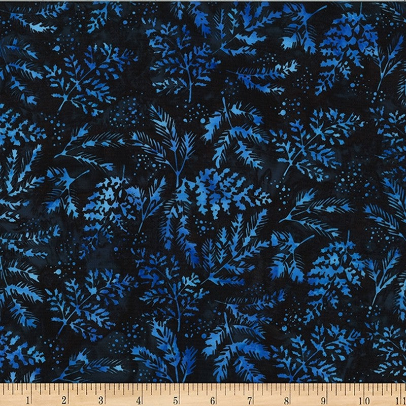 Bali Batiks - Winter Delight W2570-440 in Liquorice - Hoffman Fabrics (Pre-order: Aug 2024)