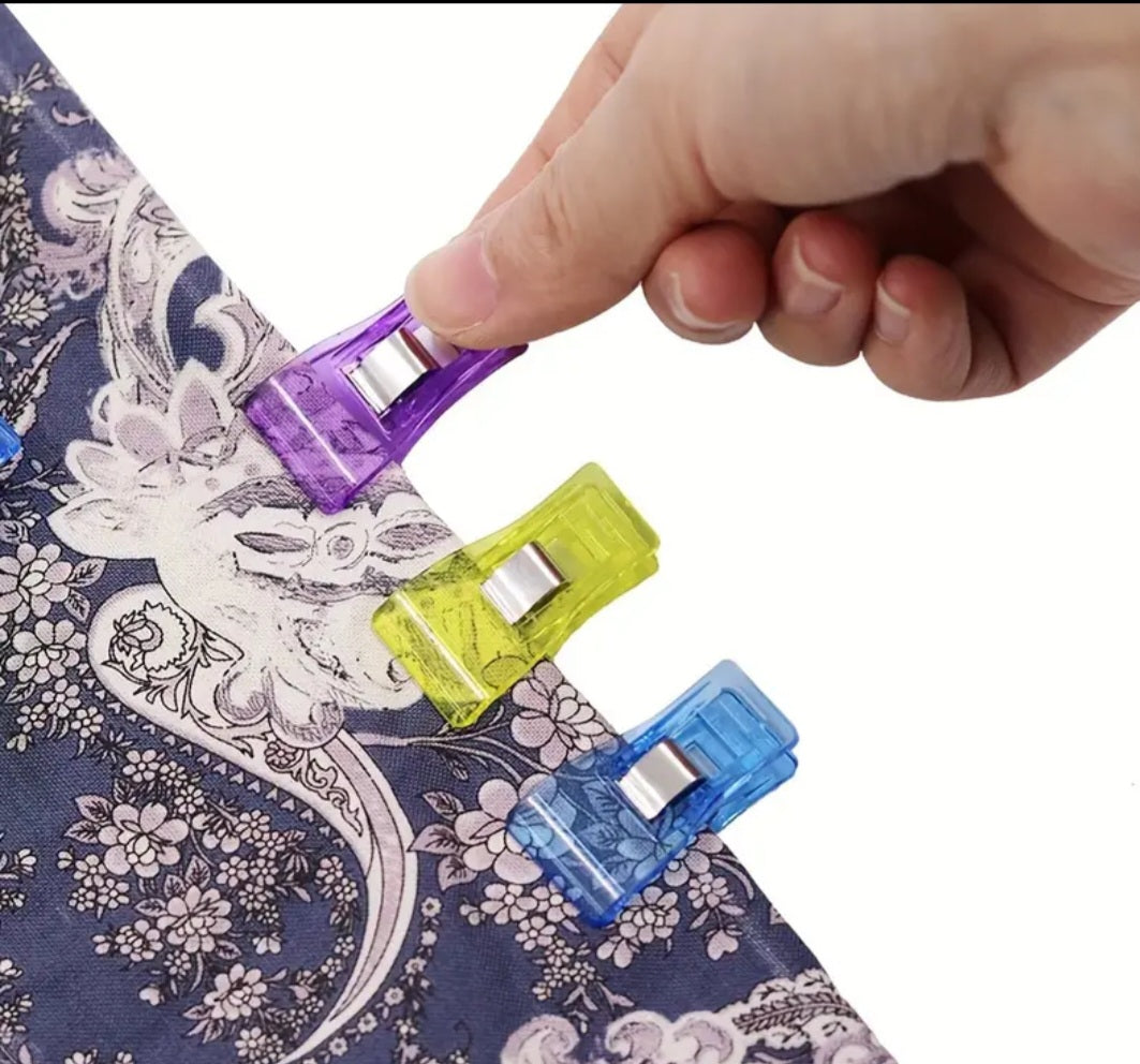 Medium Size Sewing Clips 15 Pc Assorted