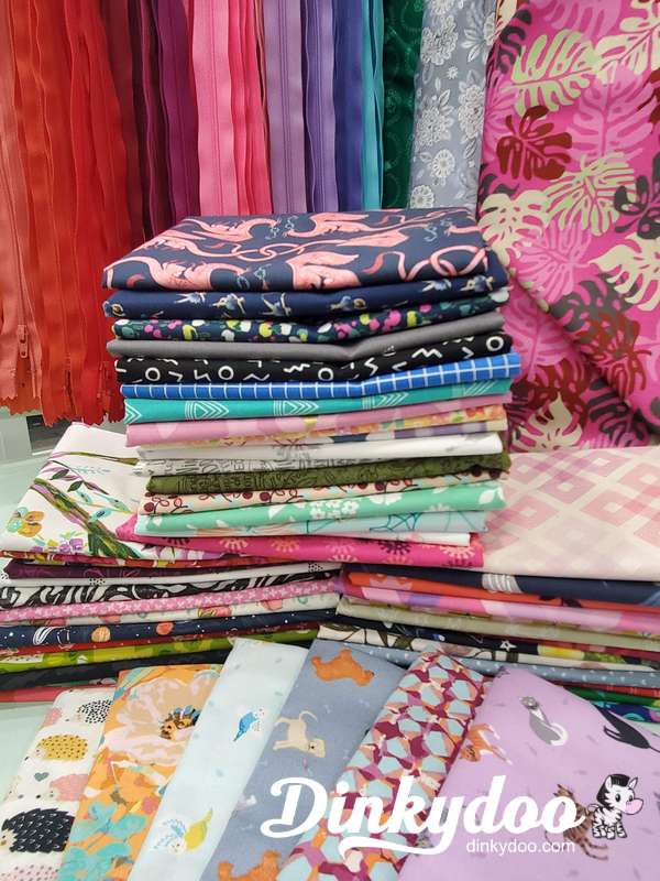 Dinkydoo's Amazingly Random Luxurious Fat Quarters! (SINGLE FAT QUARTER) - Dinkydoo Fabrics
